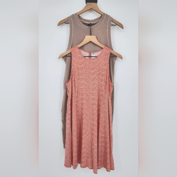 Old Navy Womens Summer Dress Bundle Size M Lot‎ of 2 Sundress Minimalist Neutral - Picture 1 of 9